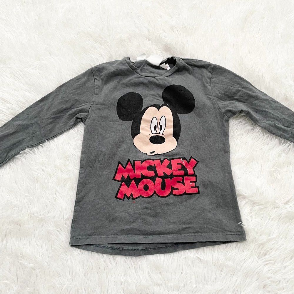 3/$10 Kids Zara x Disney Crew Neck Long Sleeve Top in Gray Size 3/4 - Picture 1 of 10